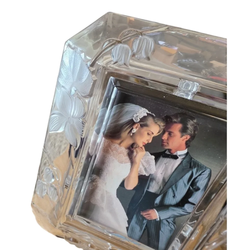 Vintage Frosted Floral Pressed Glass 5x7 Picture Photo Frame New Old Stock